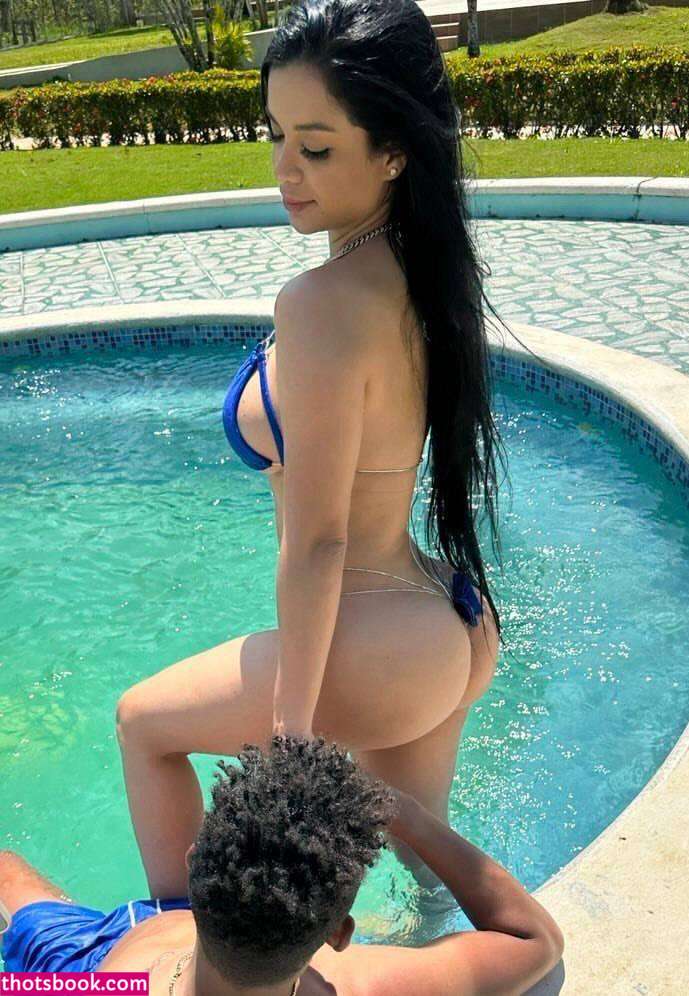 Anakarina Millan Photo #22