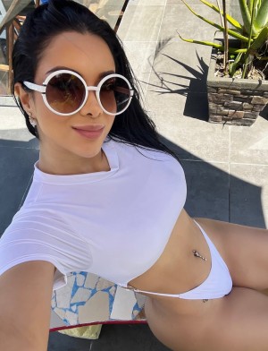 Anakarina Millan Photo #28