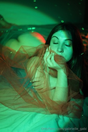 Gabrielle Taylor Photo #90