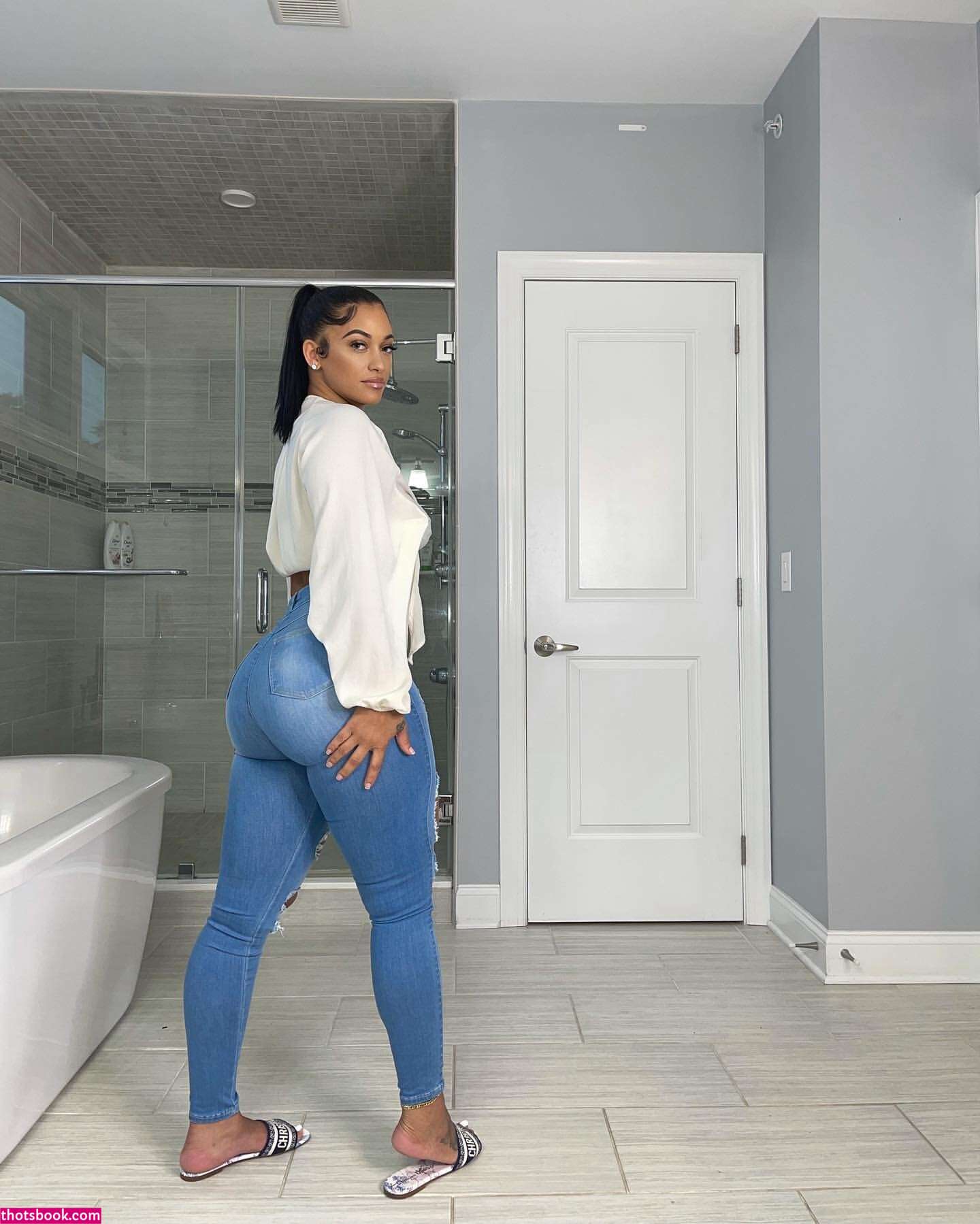 Lovelylesh Photo #21