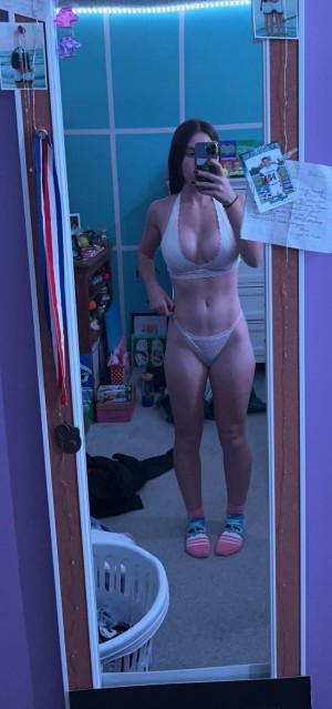 Melissaewen88 Photo #4