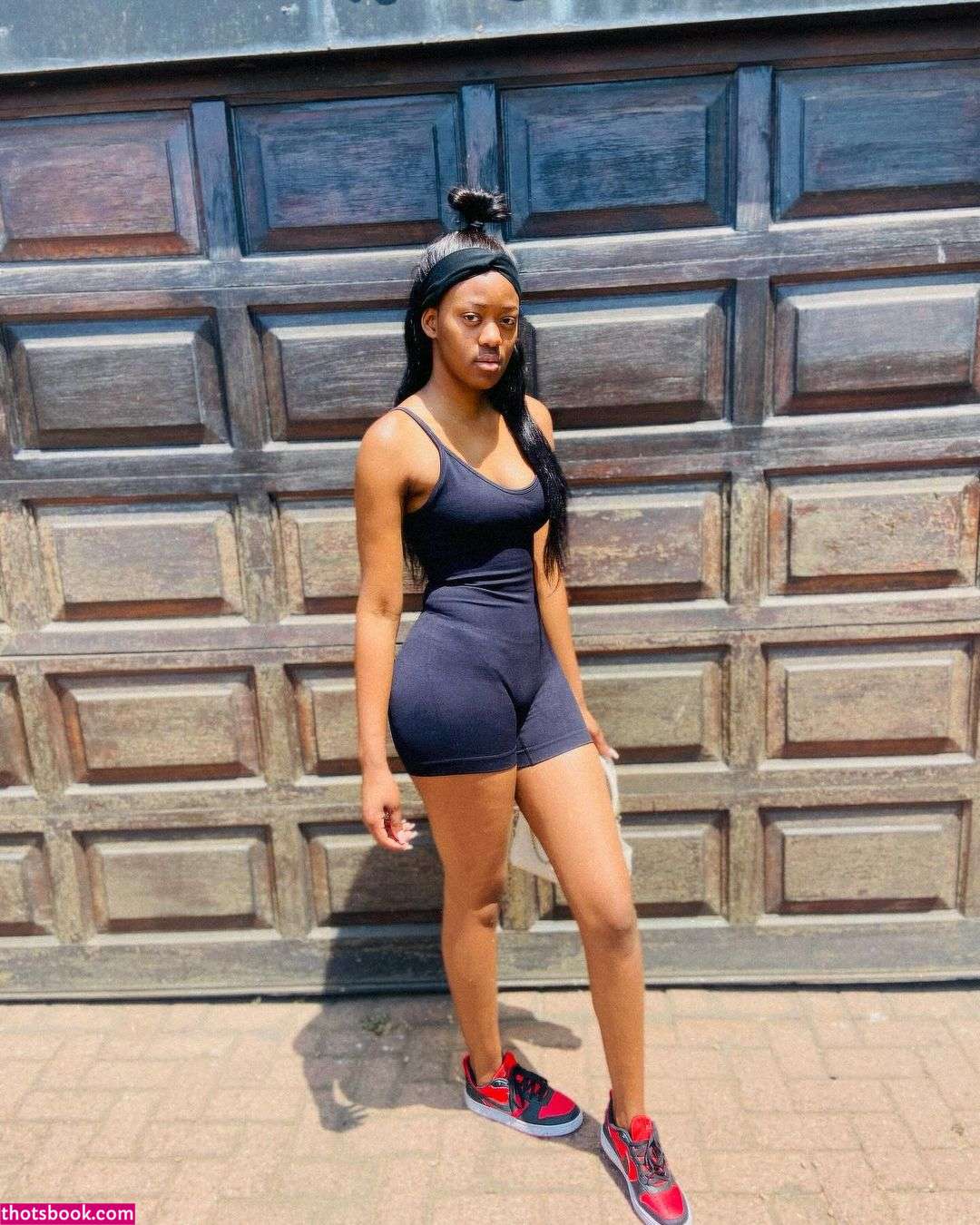 Naledinhlanhlalebyane Photo #1