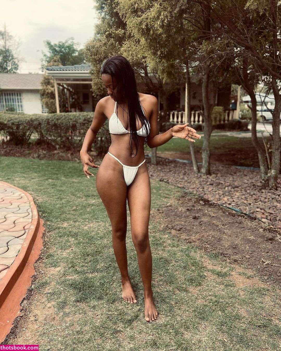 Naledinhlanhlalebyane Photo #3