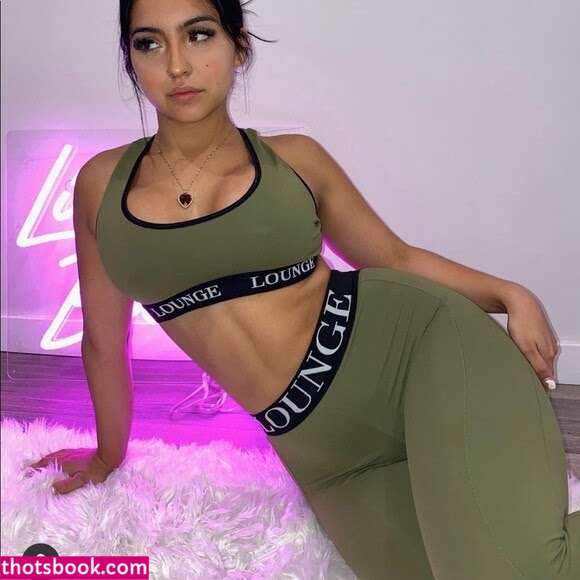 Cinddyrella Photo #36