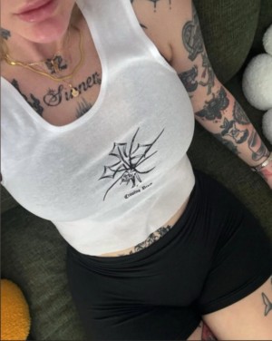 Goth Queen Photo #9