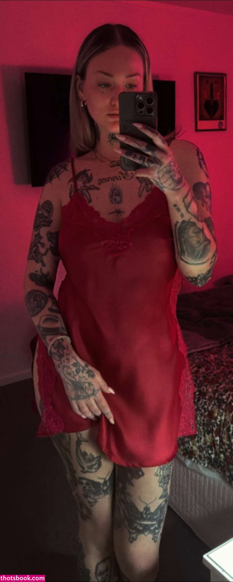Goth Queen Photo #17