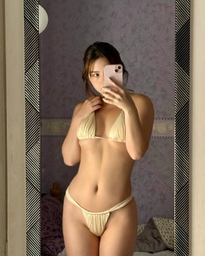 laetitia442299 Photo #5