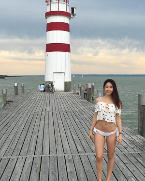 Lizwenya Photo #9