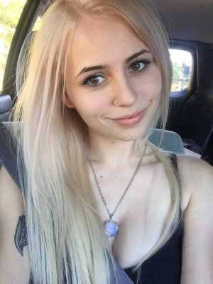 Yungmallory Photo #9