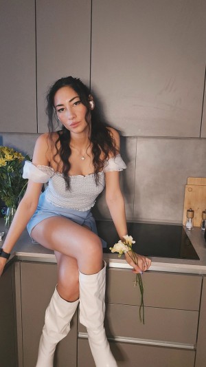 Zaraondemand Photo #7