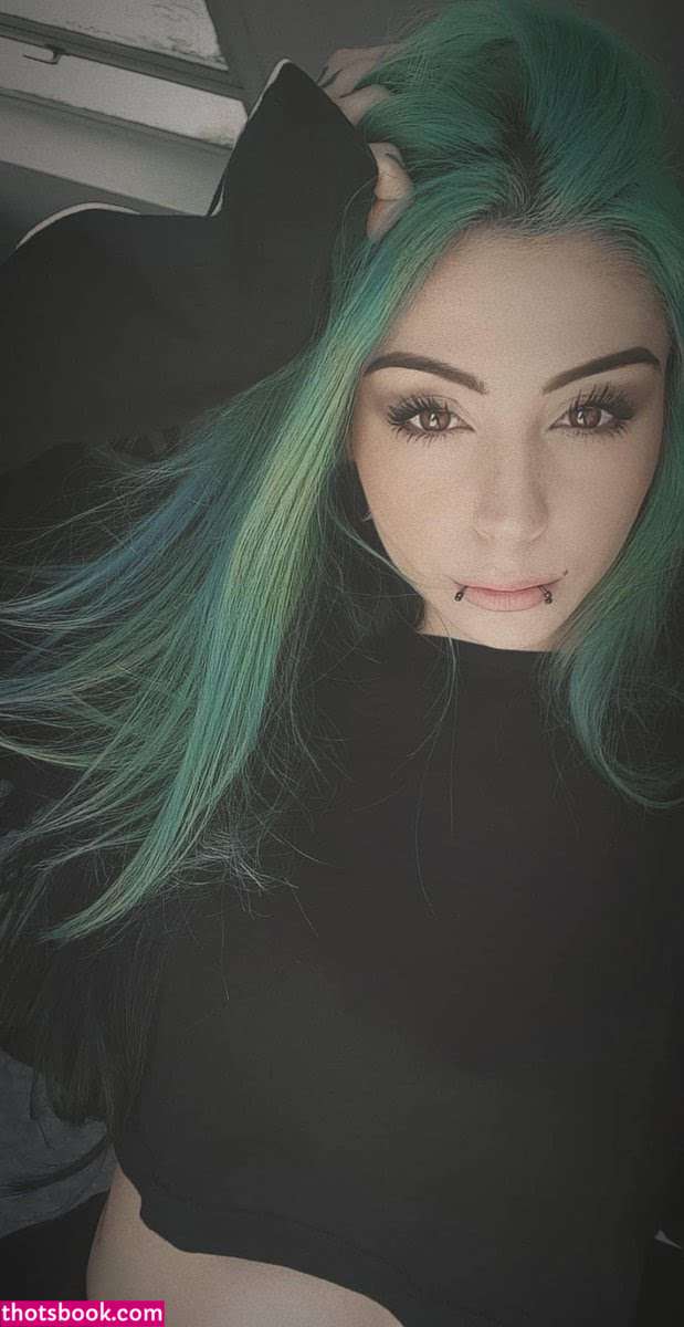 Vergislena Yorugore Photo #35