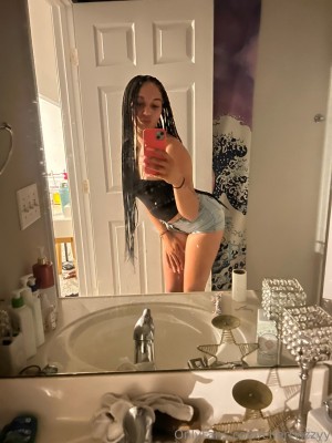 cherryizzyy Photo #30