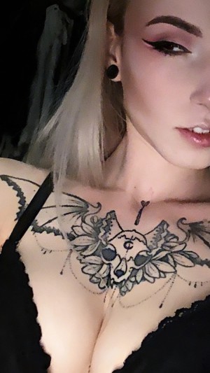 Little Lilith Photo #13