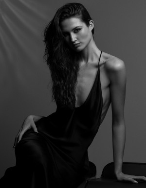 Angelina Frerk Photo #11