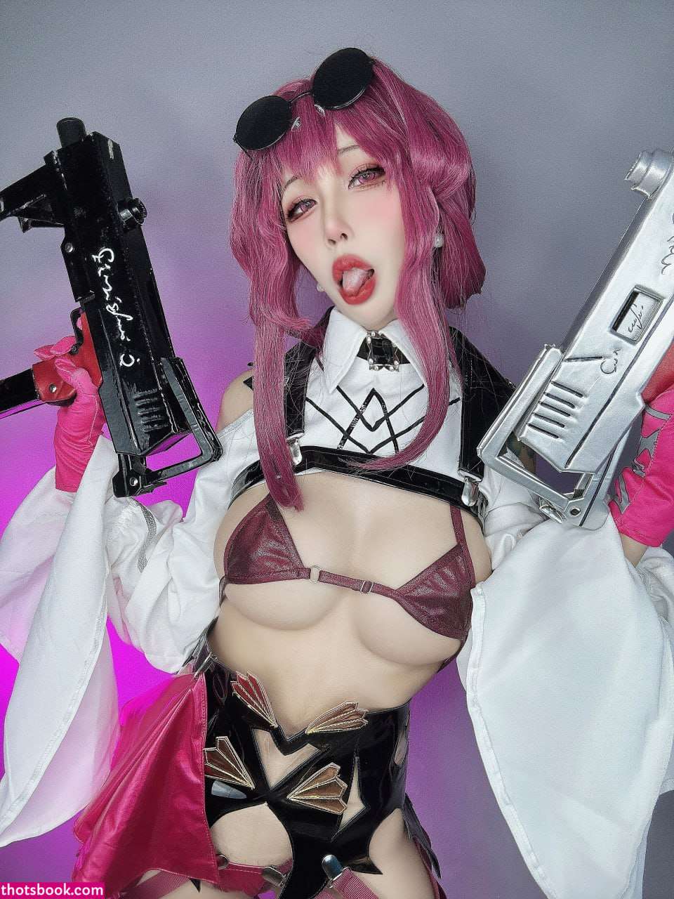 Kittyisfluffy Photo #9