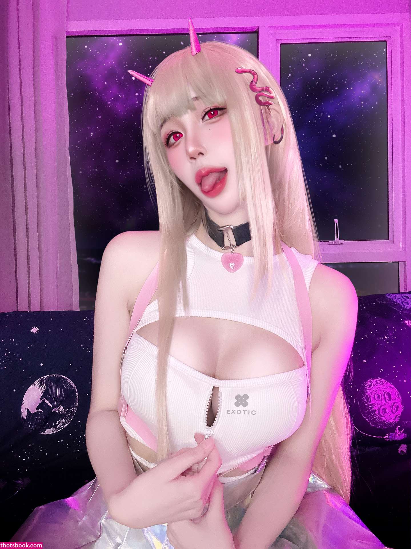 Kittyisfluffy Photo #17