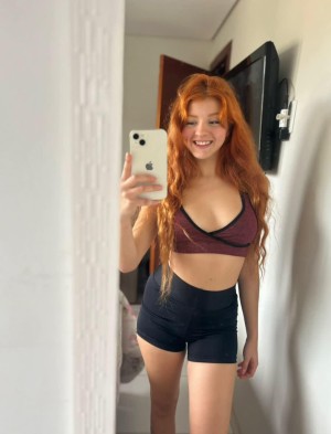 lilyxsanto Photo #7