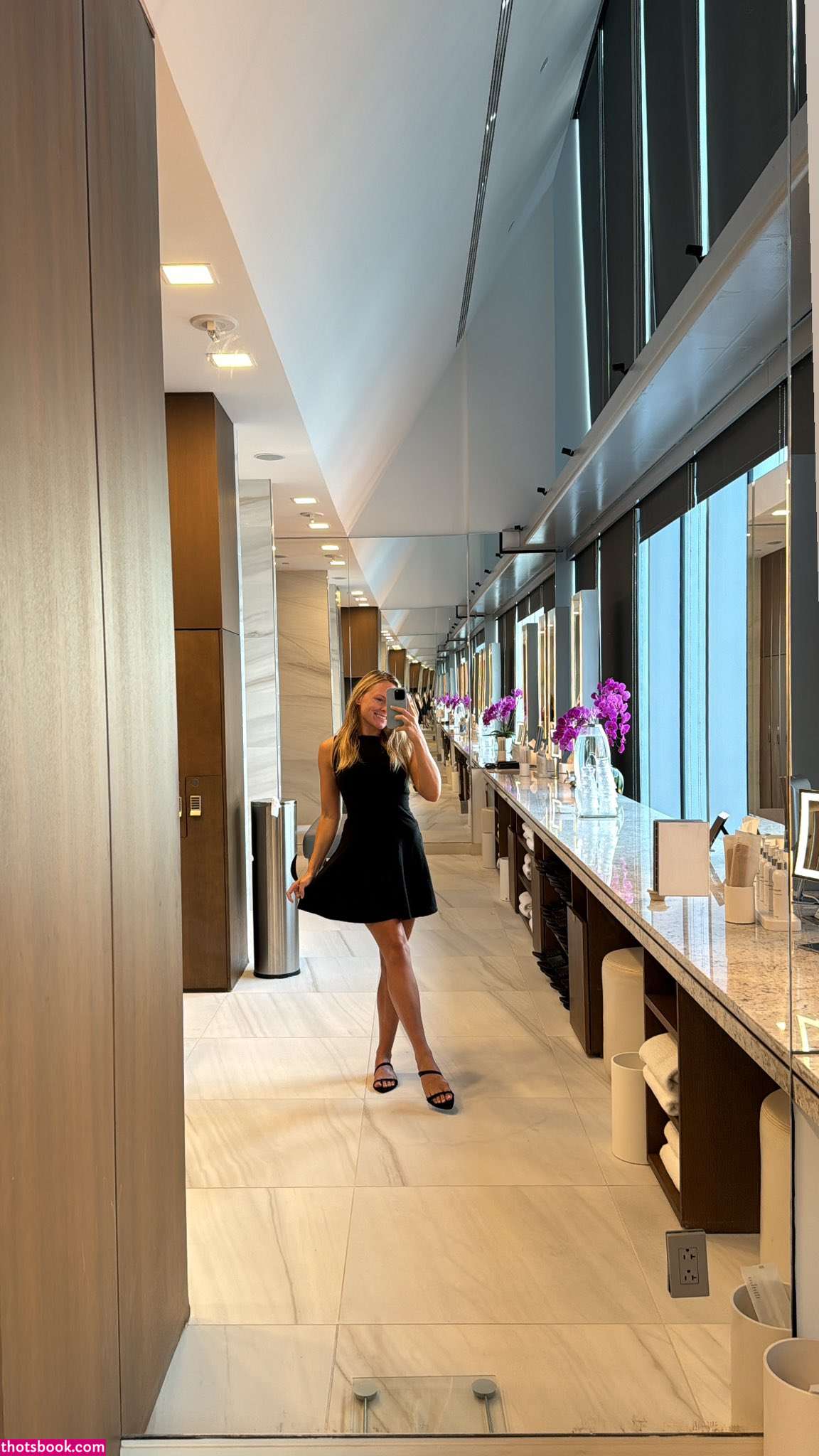 Worship Emma Photo #4