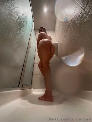 Anais Molina Photo #4