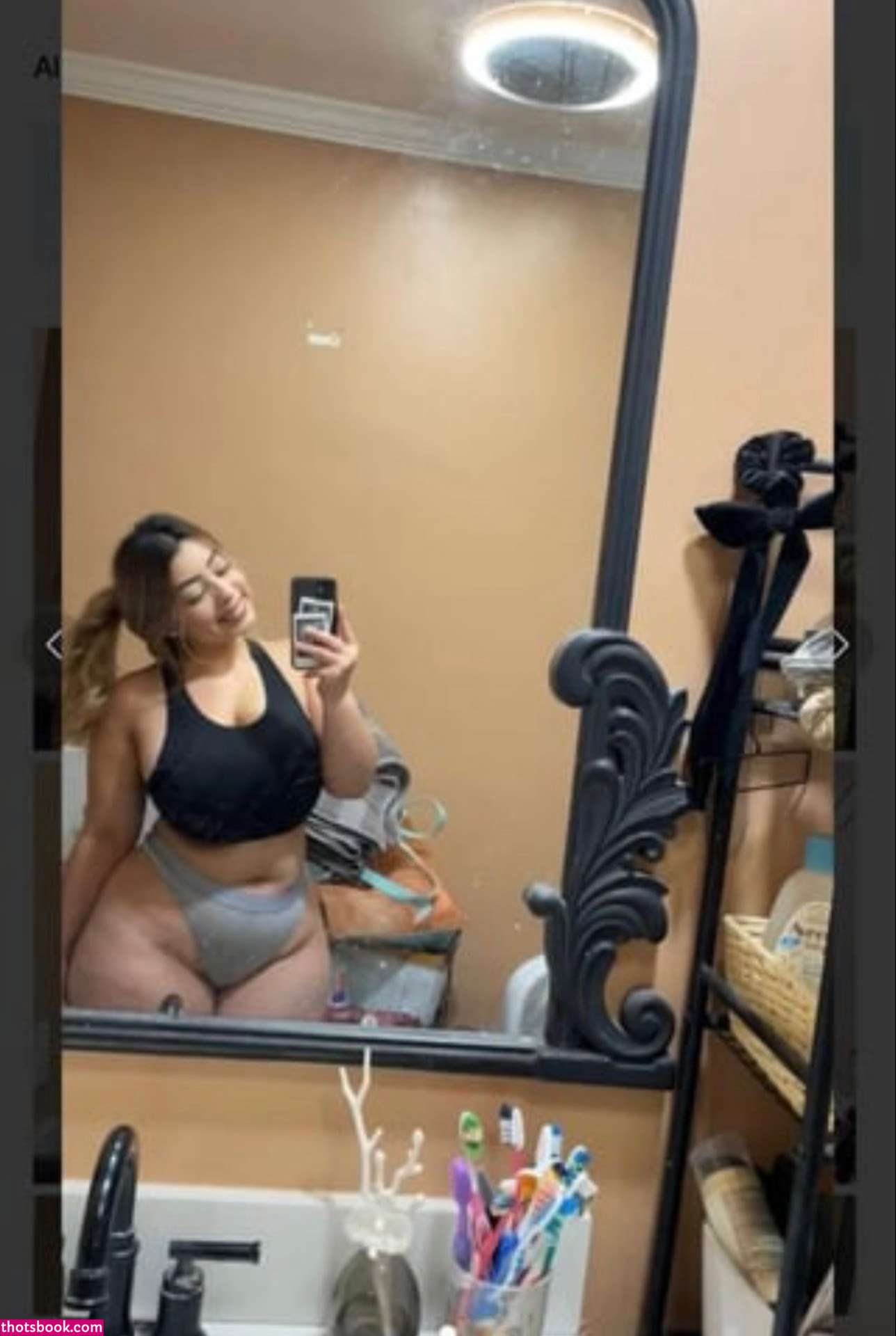 Brianna Hernandez Photo #6