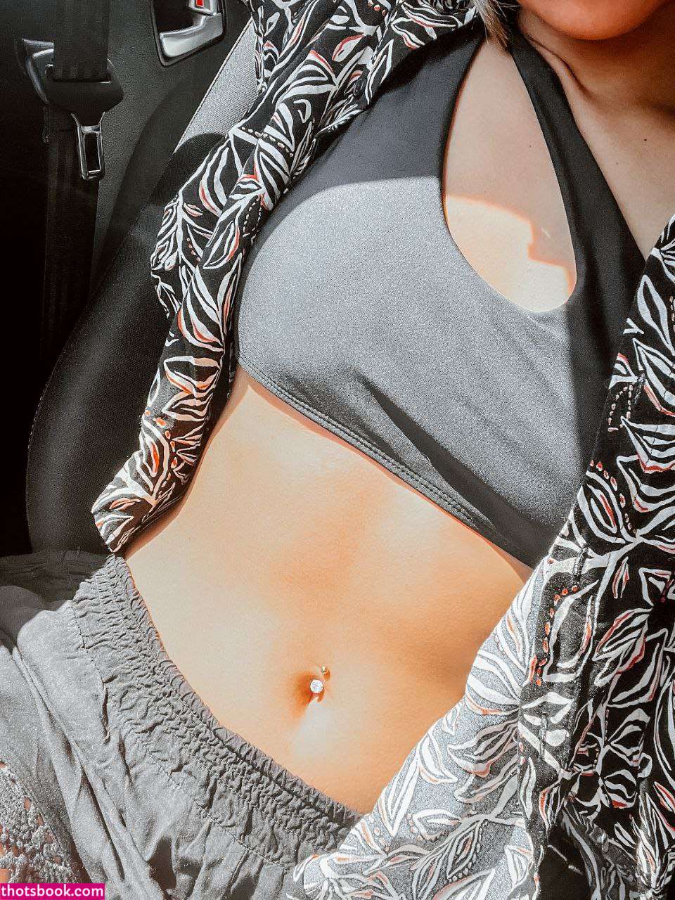 janiquekinnear Photo #40