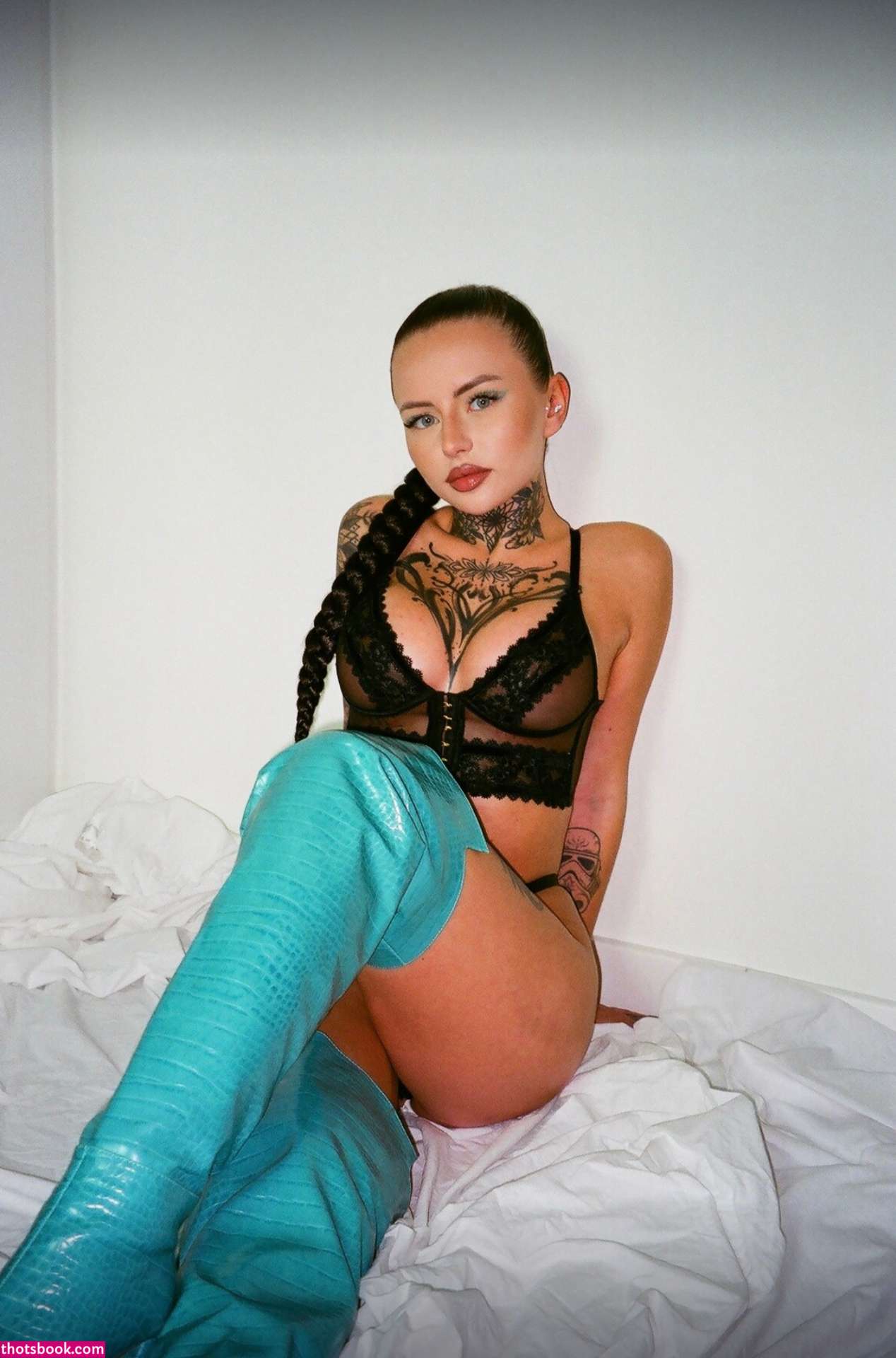 Layla Evans Photo #7