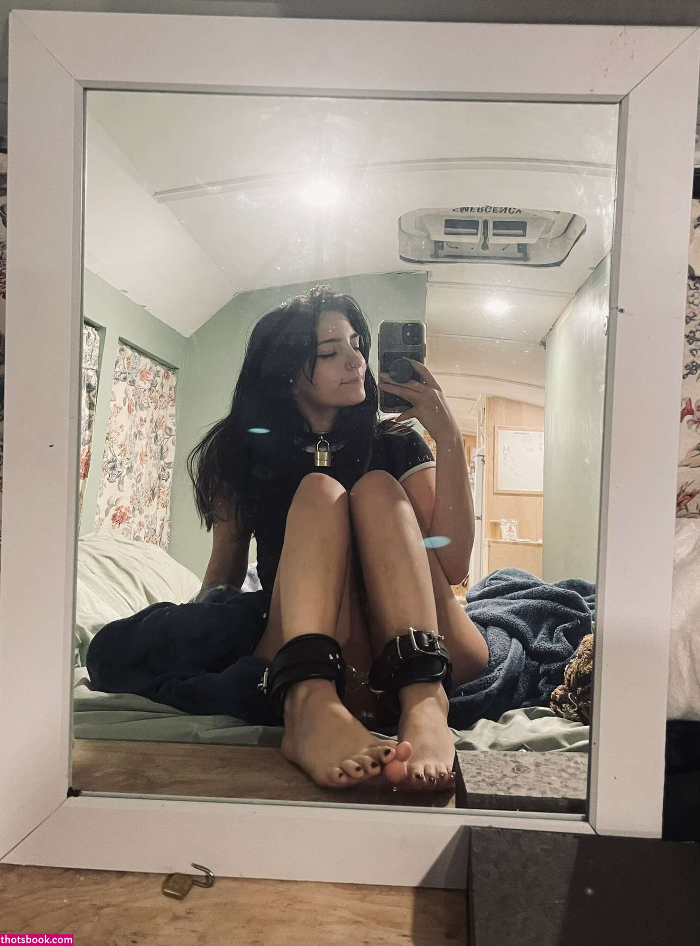 livygray Photo #17