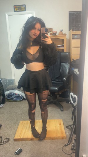 livygray Photo #30