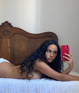 Brianna Anderson Photo #17