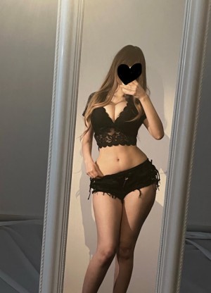 Nefertidddy Photo #17