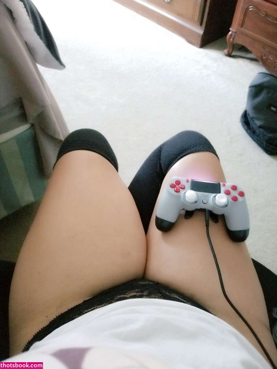 Katzillaax3 Photo #17