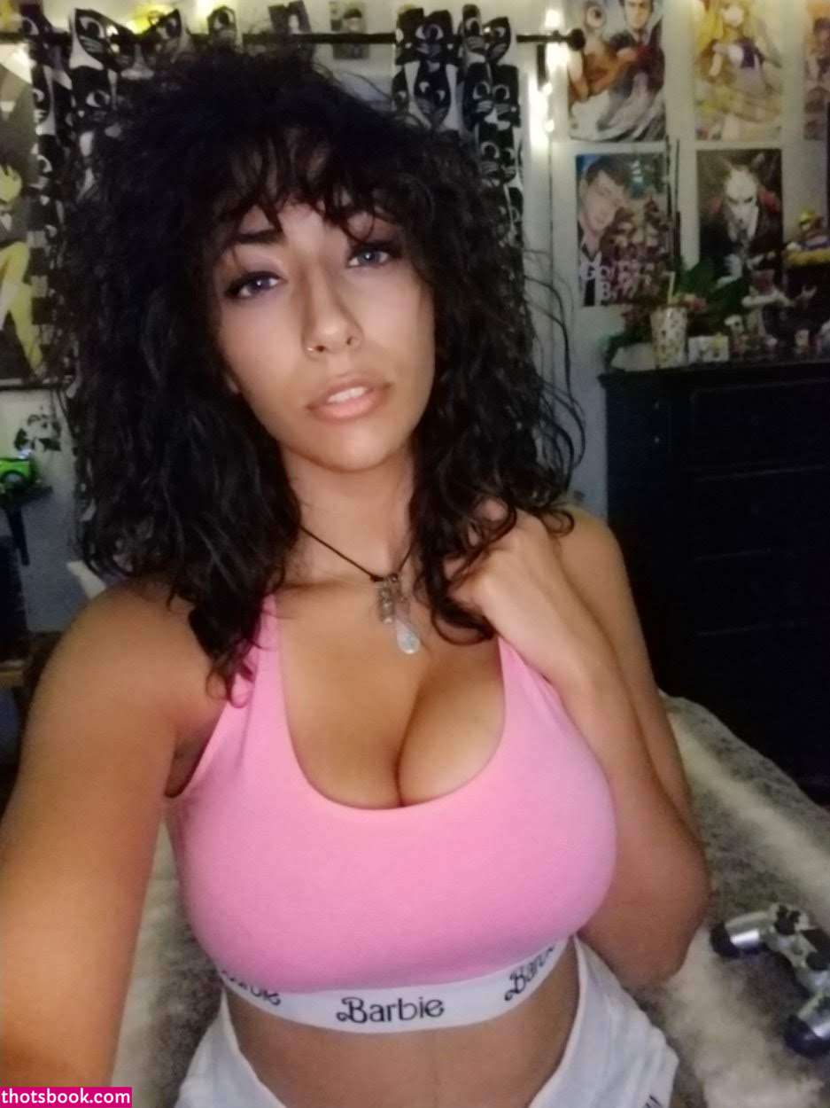 Katzillaax3 Photo #35