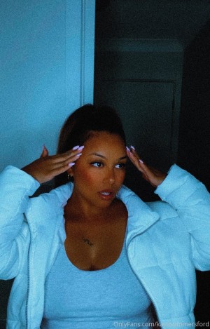 Kaya Summersford Photo #12