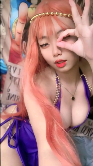 Achi Ichigawa Photo #8