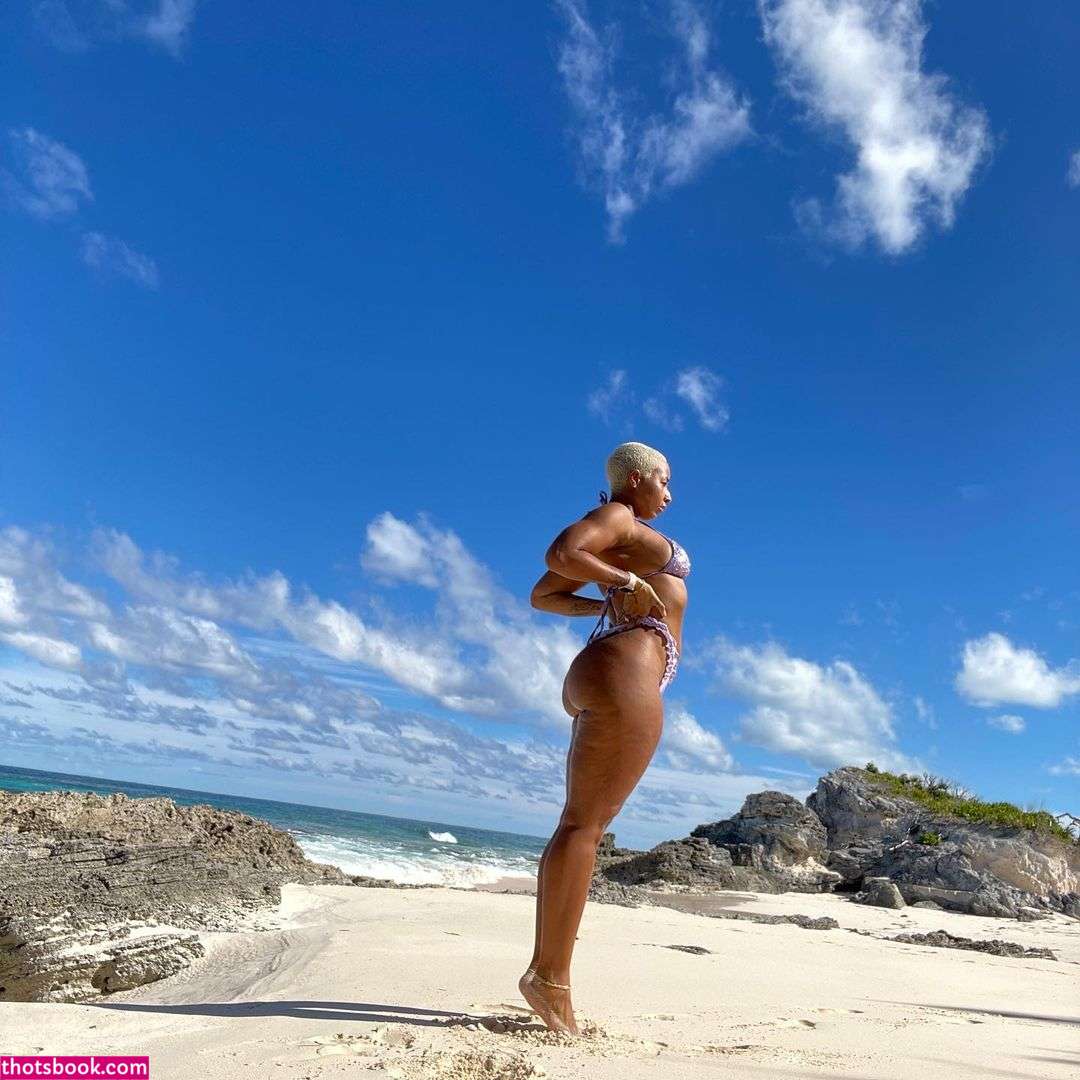 Bahayogi Alex Kaufmann Photo #6