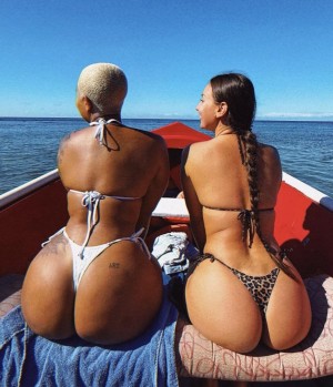 Bahayogi Alex Kaufmann Photo #27