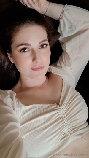 Juicyvenus Photo #11