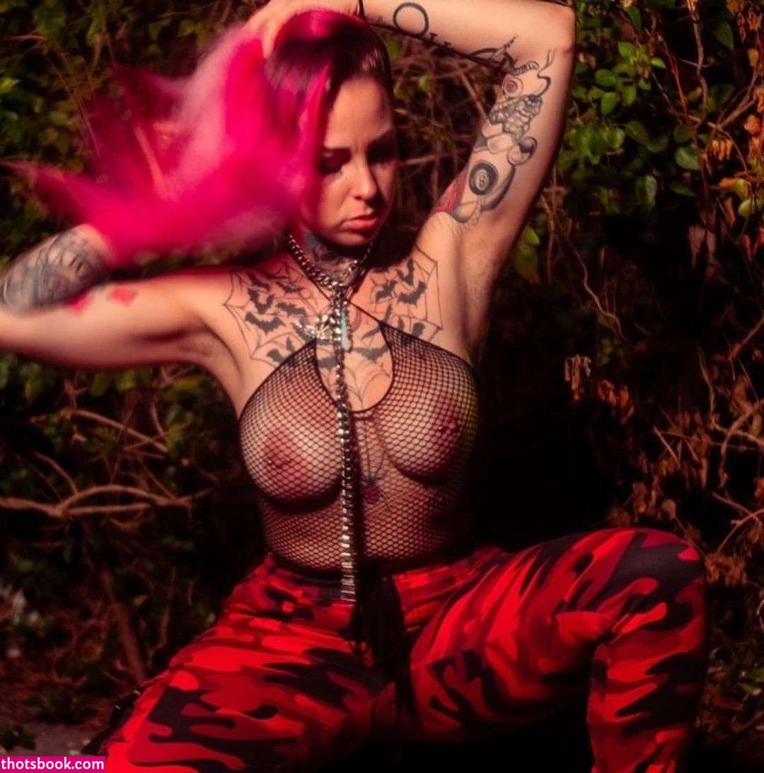 Kittydagoat Photo #37