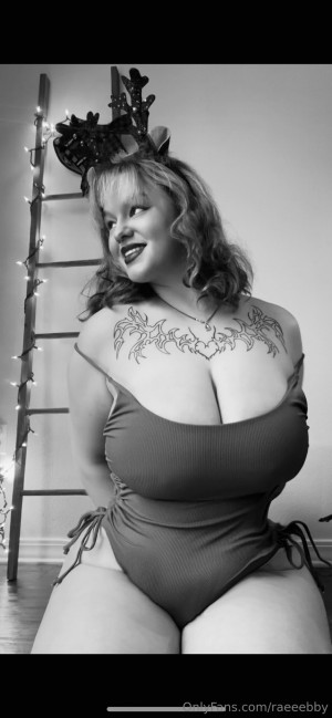 Raeeebby Photo #4