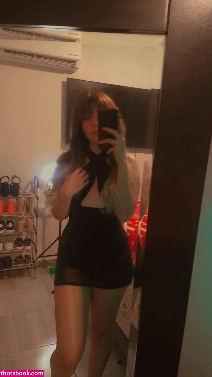 Andrea Becaria Photo #4