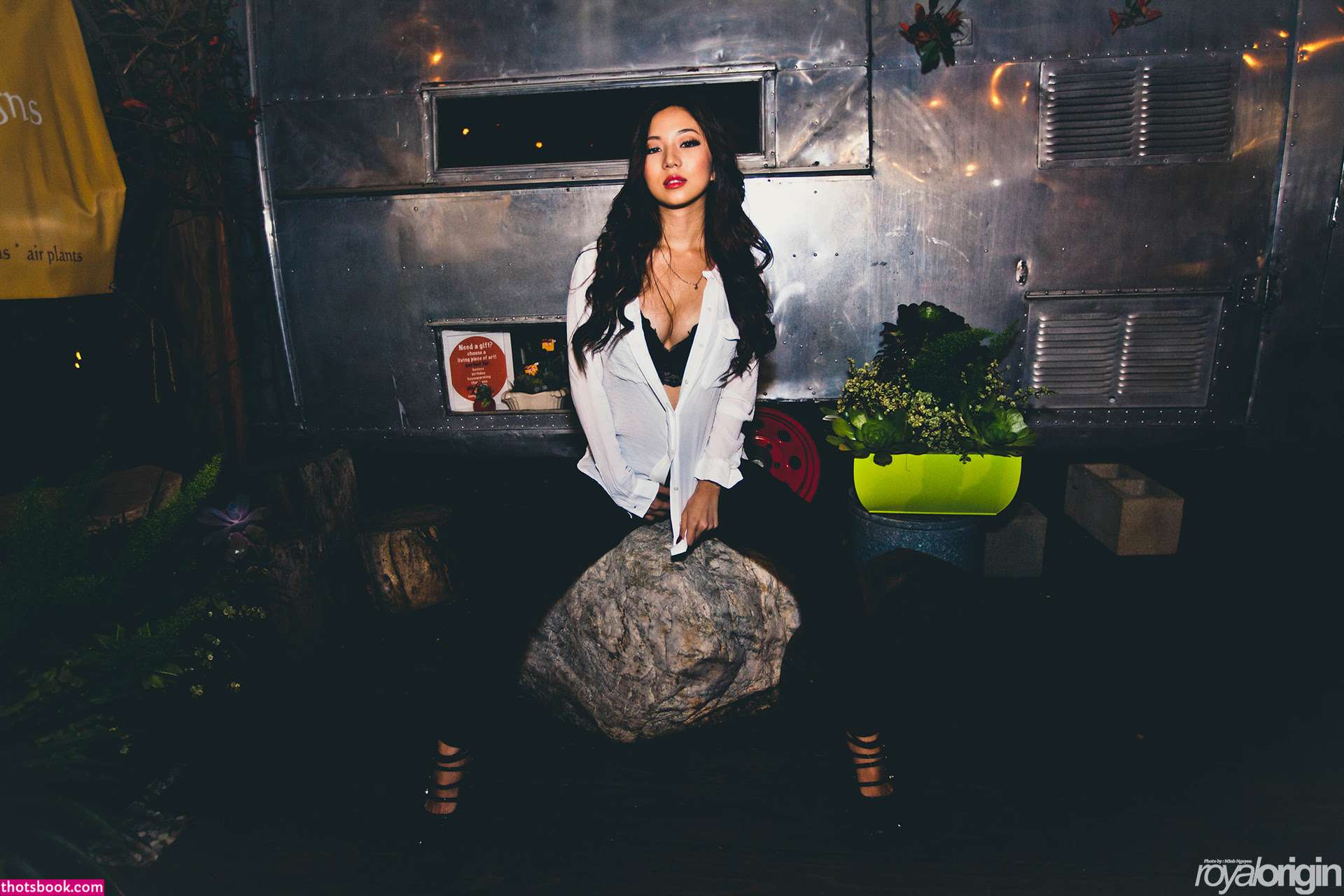 Sara Choi Photo #9