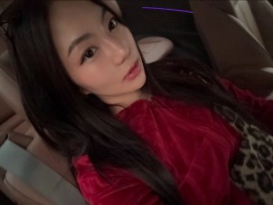 Sara Choi Photo #23