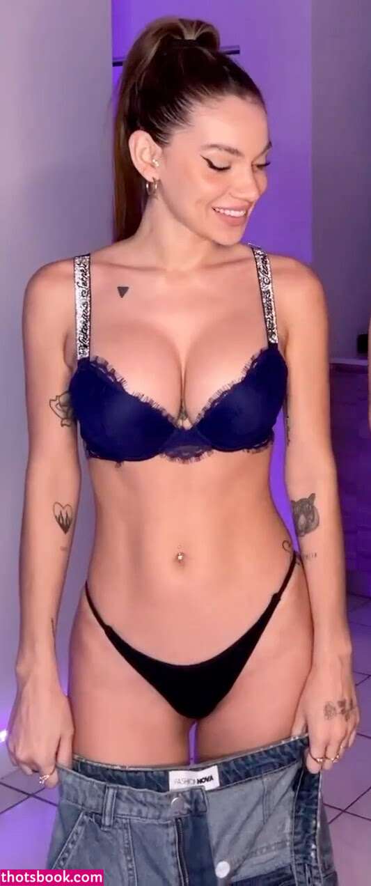 Sasha Ferro Photo #9