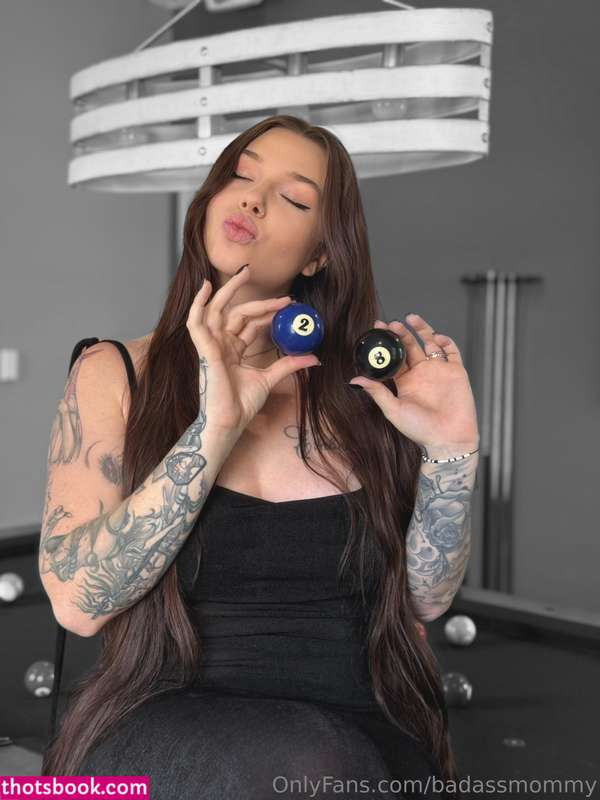 Sara Riley Photo #19