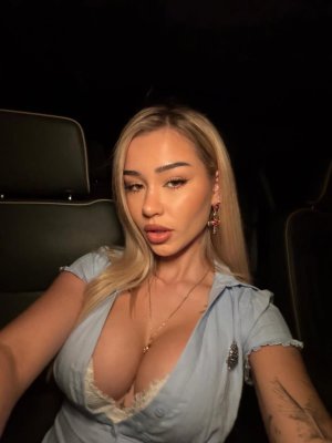 Babybellllzzzz Photo #18