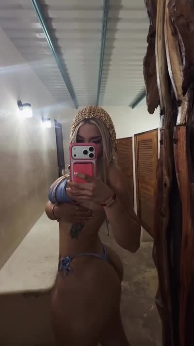 Maria Julissa Video #185