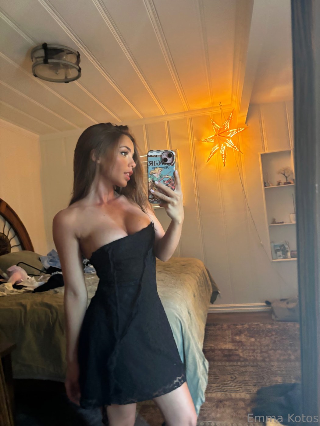 Emma Kotos Photo #242