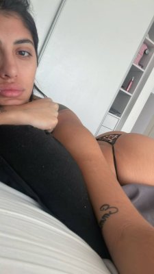 laraelizabethbb Photo #6