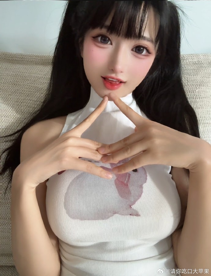 NinimlgbReal Photo #5