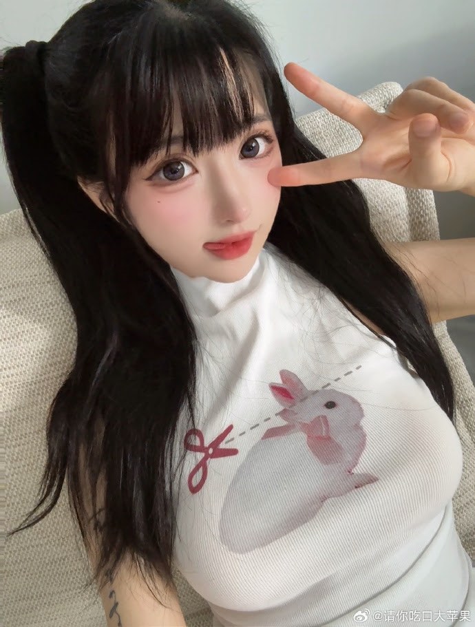 NinimlgbReal Photo #3